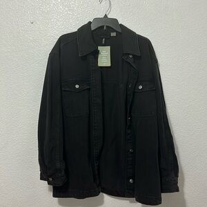 H&M • black shacket